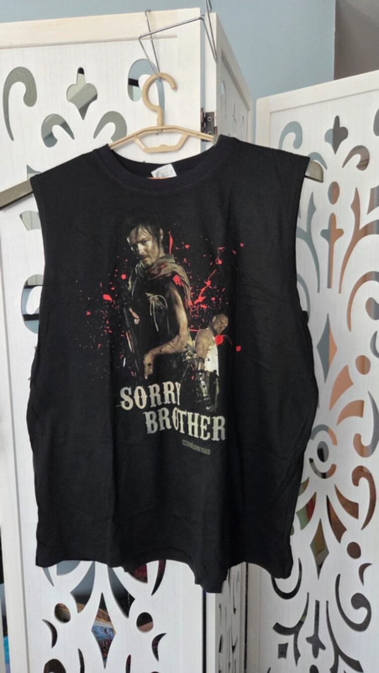 The Walking Dead AMC Daryl Merle Sorry Brother Wings Sleeveless Shirt Large NWT